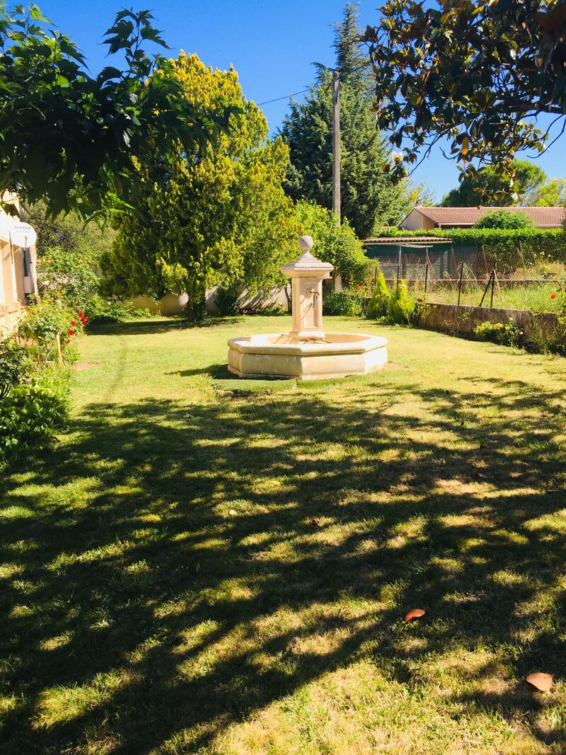 Mazan_Villa environ 106 m², 3 chambres, grand garage