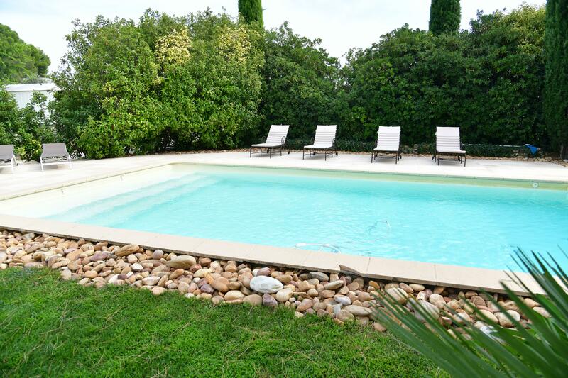 Villa meublée plain-pied 204 m² sur 1500 m² de jardin clos