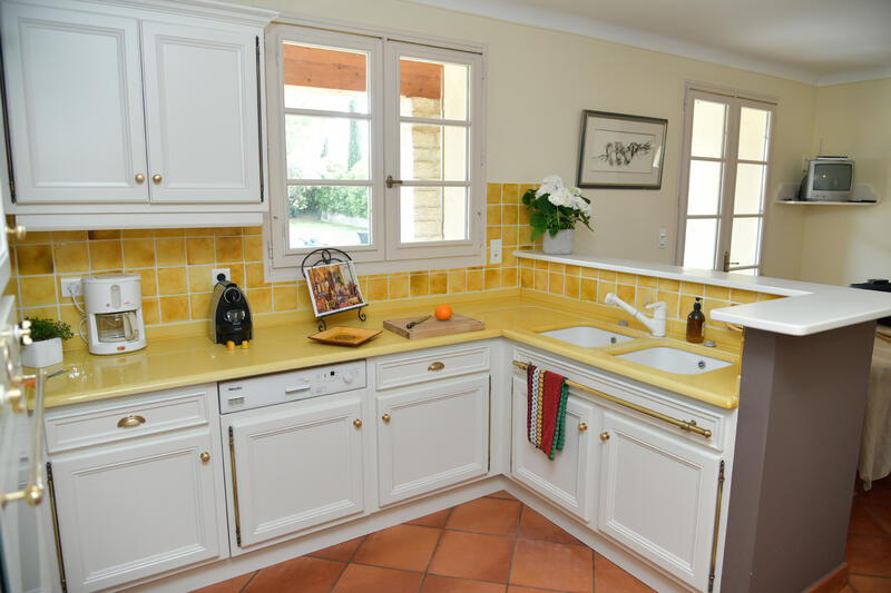 Villa meublée plain-pied 204 m² sur 1500 m² de jardin clos