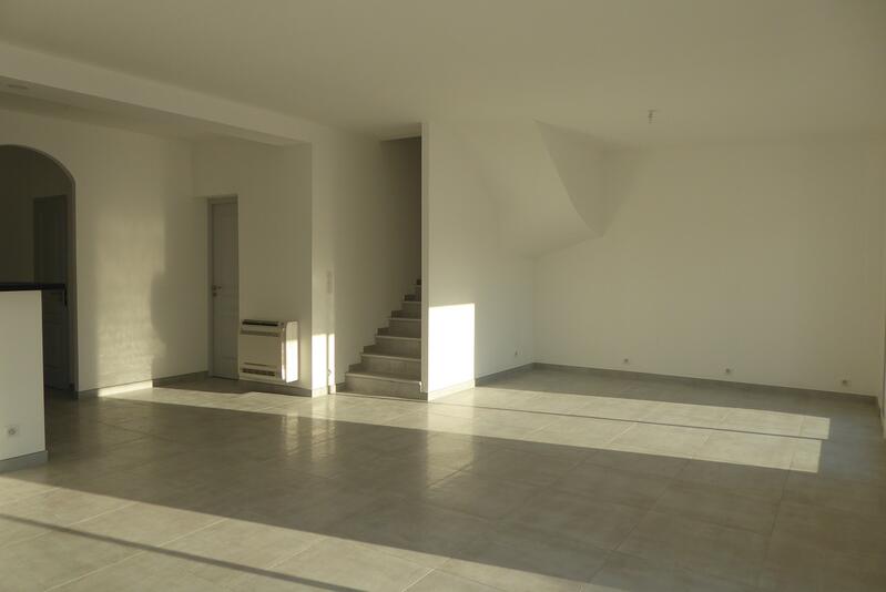 Villa 3 chambres, garage, jardin clos