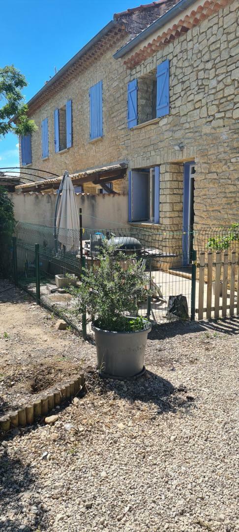 Partie de Mas en Pierre confortable 64,54 m²