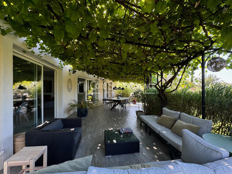 VILLA PISCINE POOL-HOUSE MAZAN