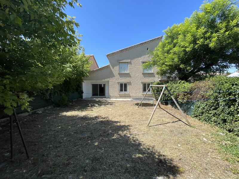 Appartement T3 en rdc avec garage et jardin clos
