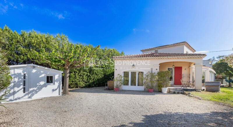 VILLA PISCINE PERNES-LES-FONTAINES