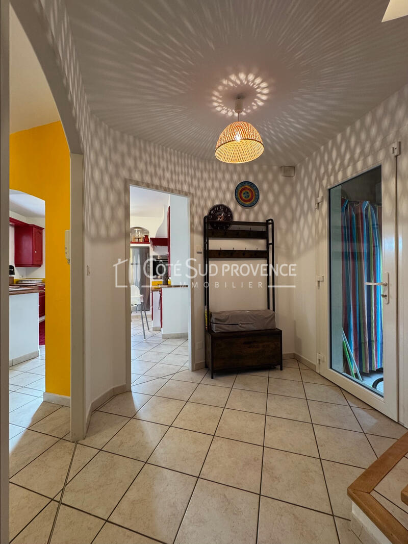 VILLA PISCINE PERNES-LES-FONTAINES