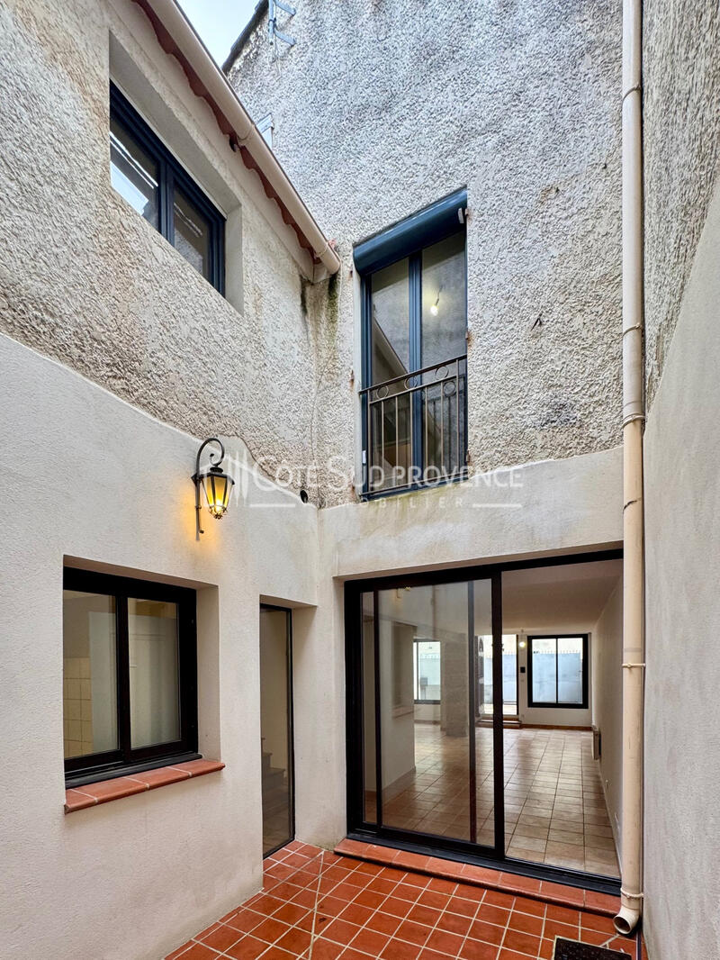 MAISON DE VILLE MONTEUX