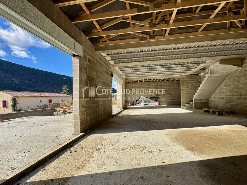 VILLA PISCINE GARAGE PIERRELONGUE