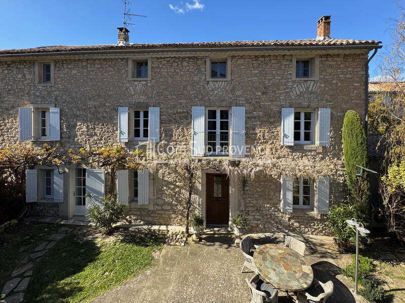 MAS DE VILLAGE SAINT-DIDIER