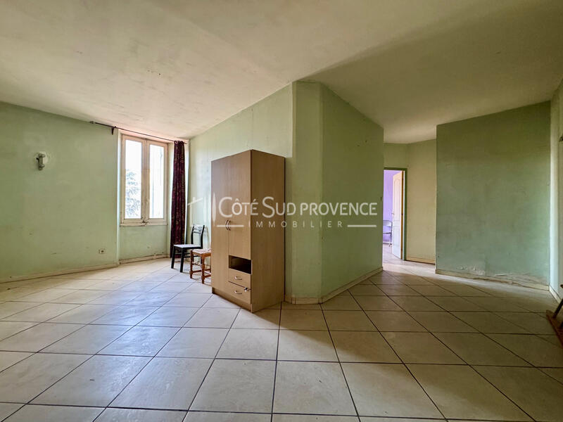IMMEUBLE LOCATIF LE PONTET